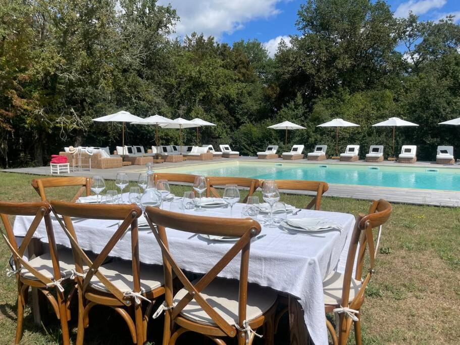 La Cheneraie De Tomelou - Belle Propriete Avec Piscine Chauffee Et Gardien Villa Grignols  Luaran gambar