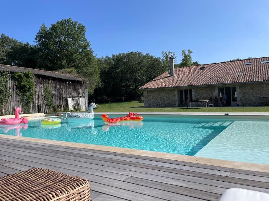 La Cheneraie De Tomelou - Belle Propriete Avec Piscine Chauffee Et Gardien Villa Grignols  Luaran gambar